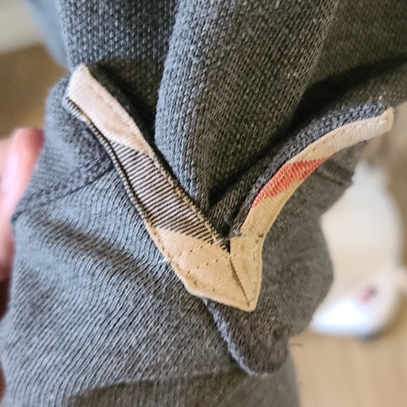 Burberry long sleeved shirt - Picture 6 of 7